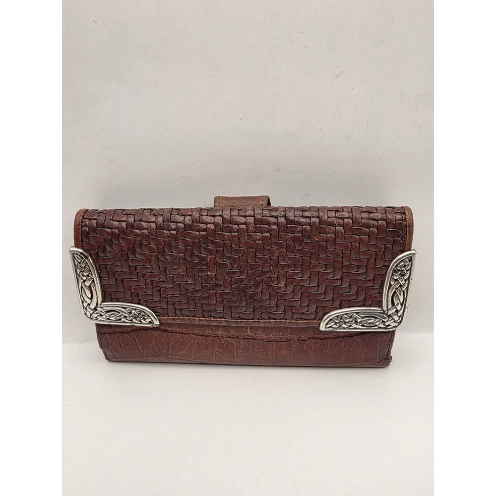 Vintage 90's-2000's Brighton Brown Aligator Weave Billfold Wallet